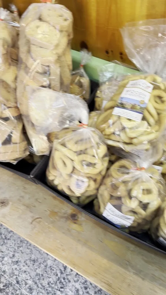 Gigliola FIORANI_Antico Forno Aiello_Ventotene_review