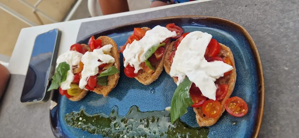 Antonio Ruosi_Il Gabbiano Ventotene - Music Cafe_Ventotene_review