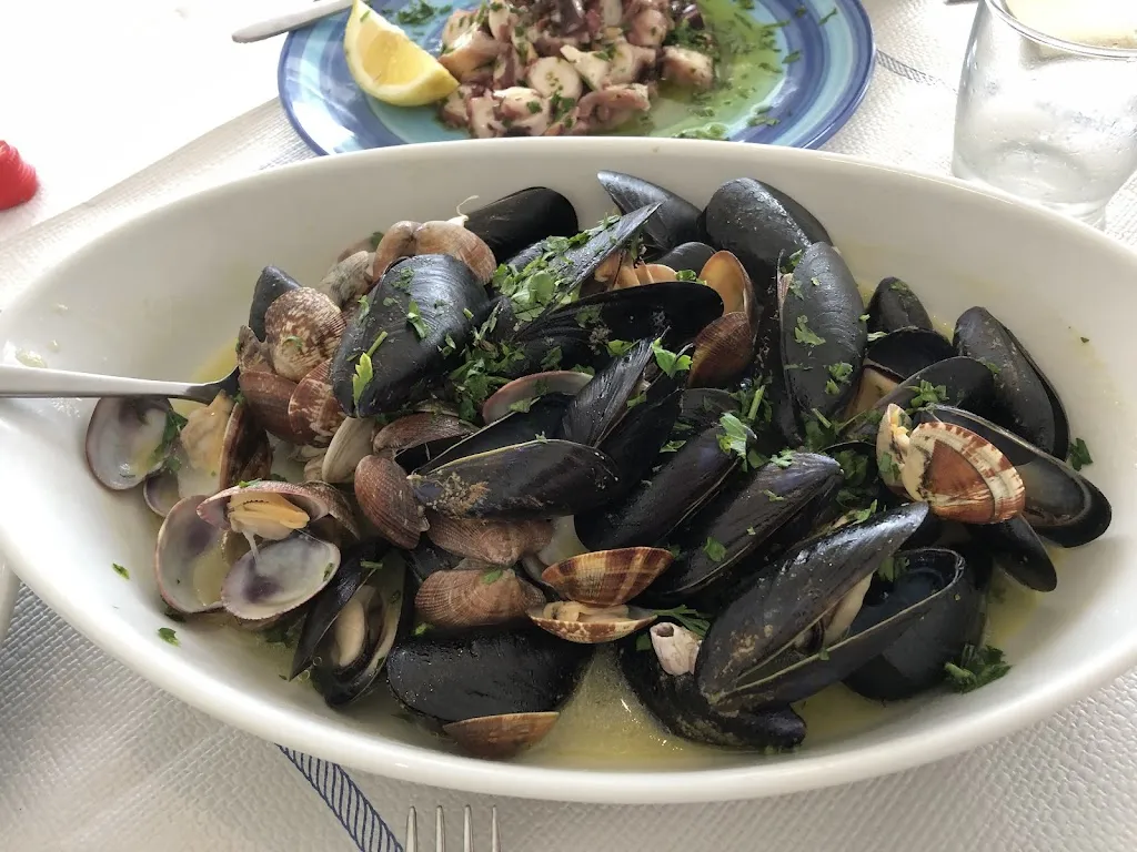 Bar L’Aragosta_Ventotene_slider_image_3