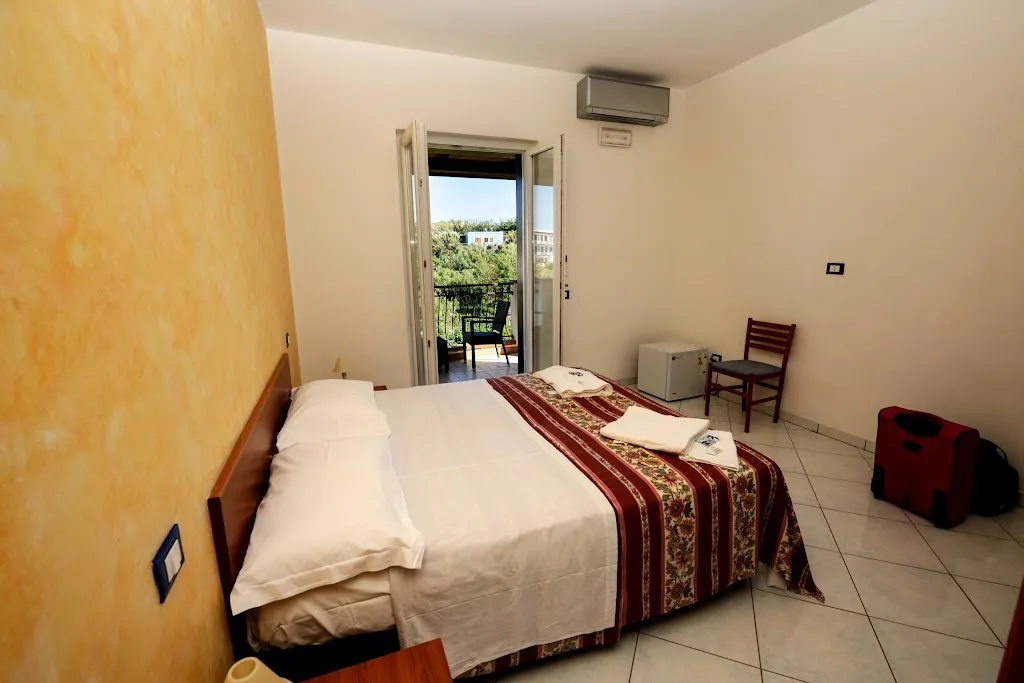 Hotel Relais Cala dei Romani_Ventotene_slider_image_2