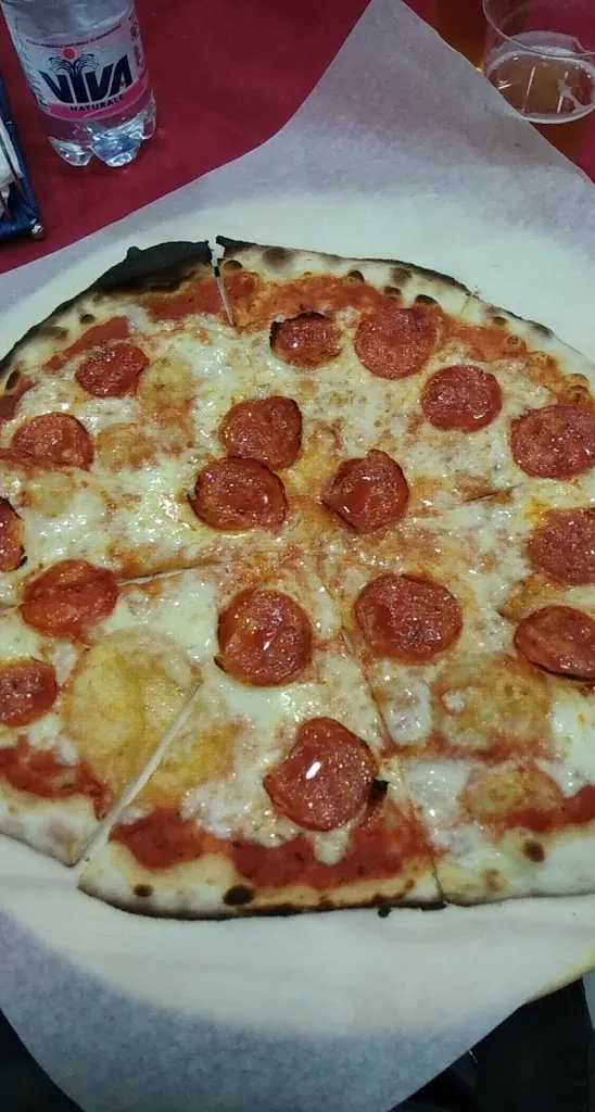 Federico Chianelli_Pizzeria A.P.E._Villa San Giovanni in Tuscia_review