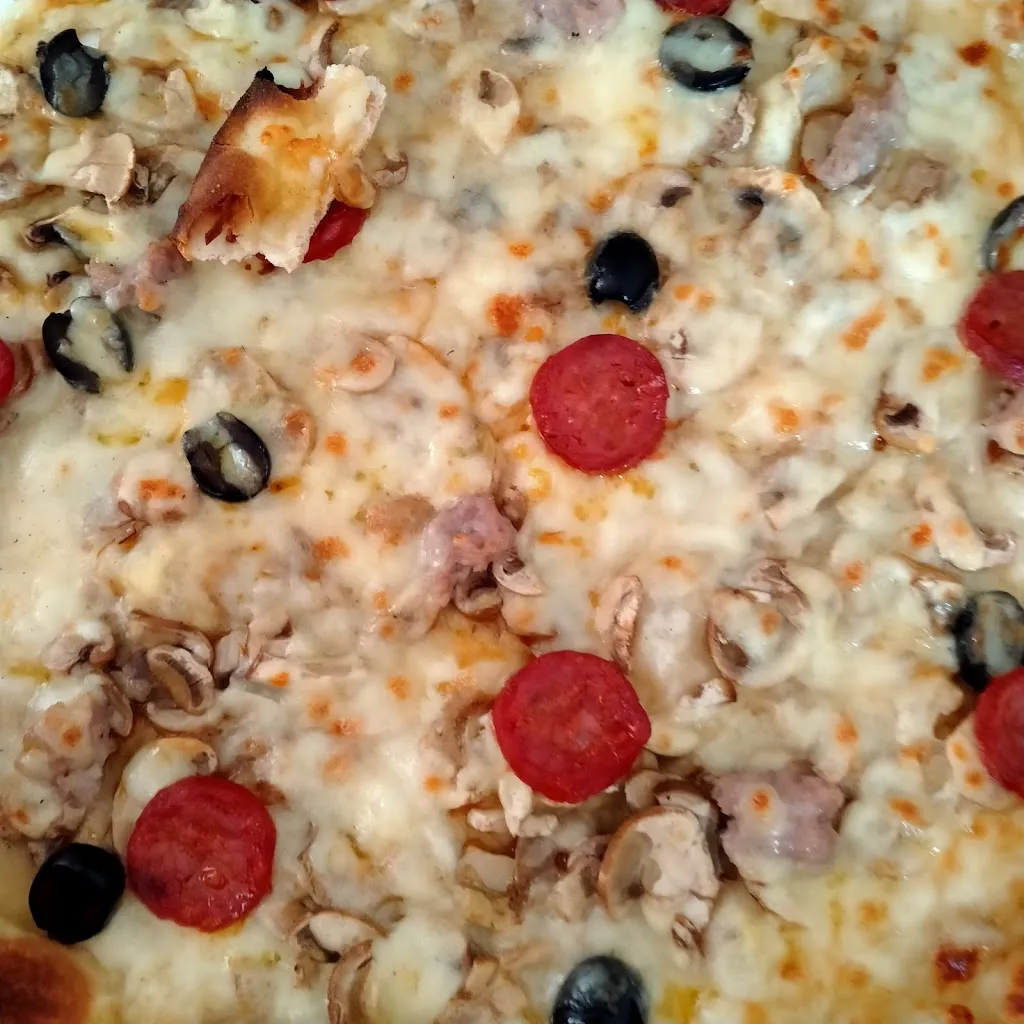 rosella armenio_Pizzeria Il Pomo Ghiotto_Villa San Giovanni in Tuscia_review