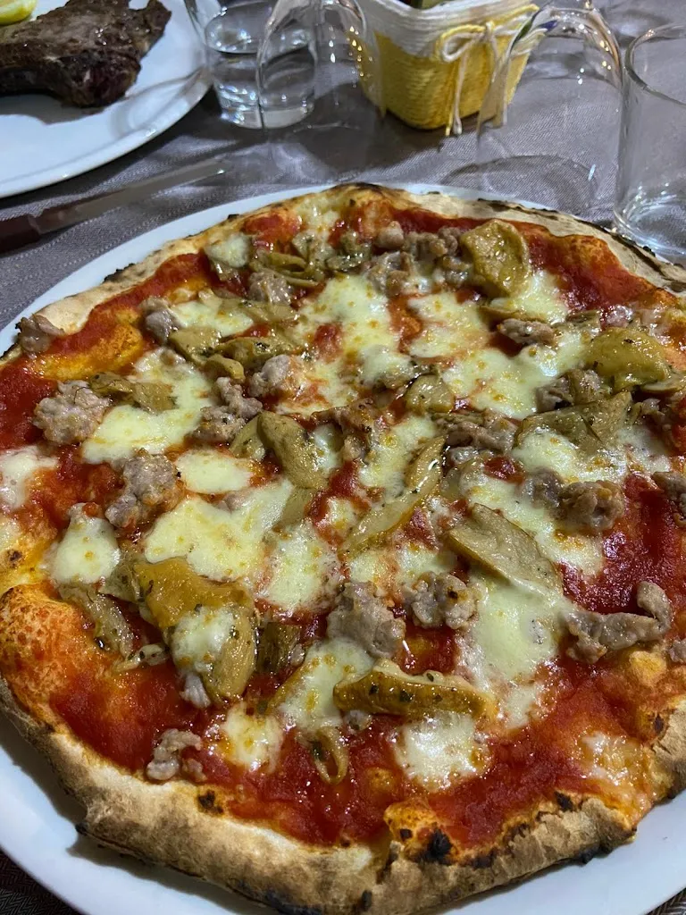 Ristorante Pizzeria Gelateria La Villetta_Viticuso_slider_image_3