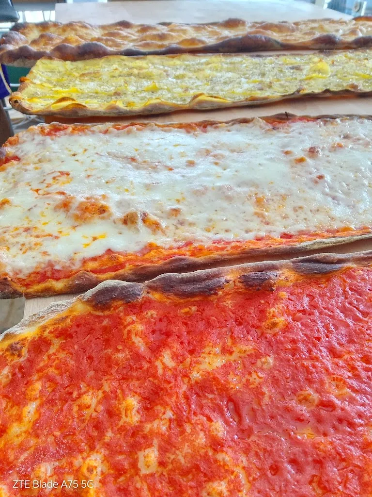 Pizzeria Nara_Vitinia_slider_image_1