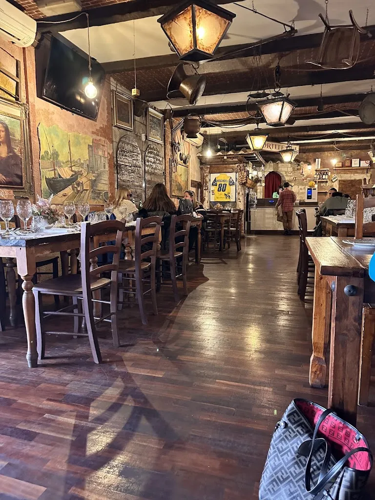 NICCOLO NICOLETTI_La Locanda_Vitinia_review