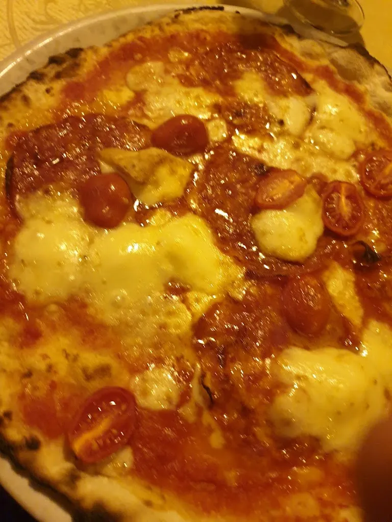 carlo petroselli_La grotticella_Vitorchiano_review