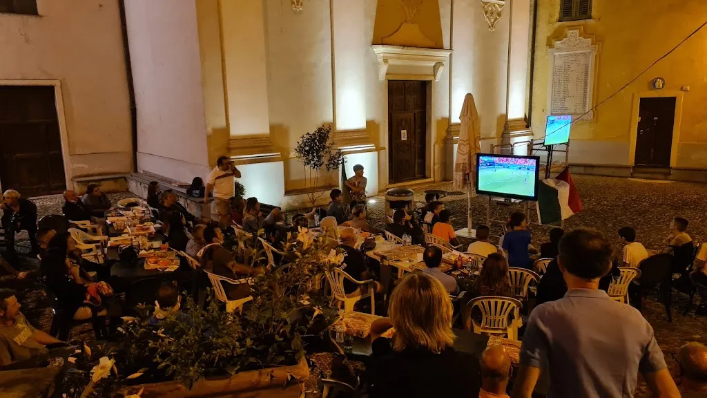 Happy Days Bar_Airole_slider_image_2