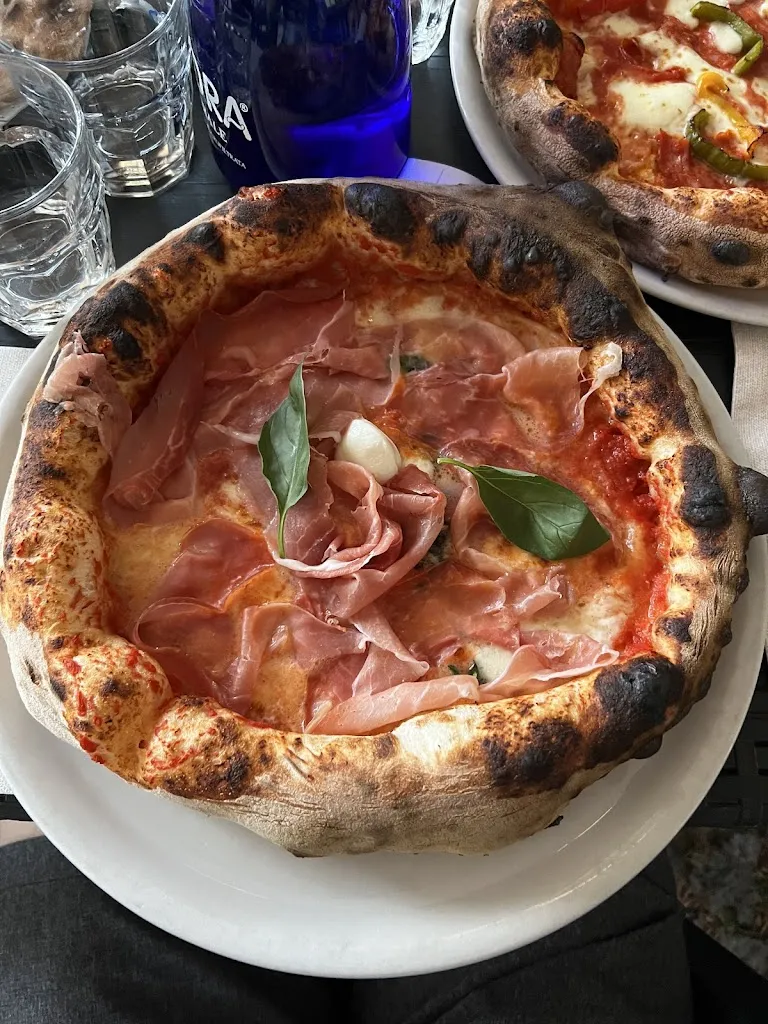 FLX Dan_Pizzeria Benvenuti al Sud 🍕🍕🍕_Albisola Superiore_review