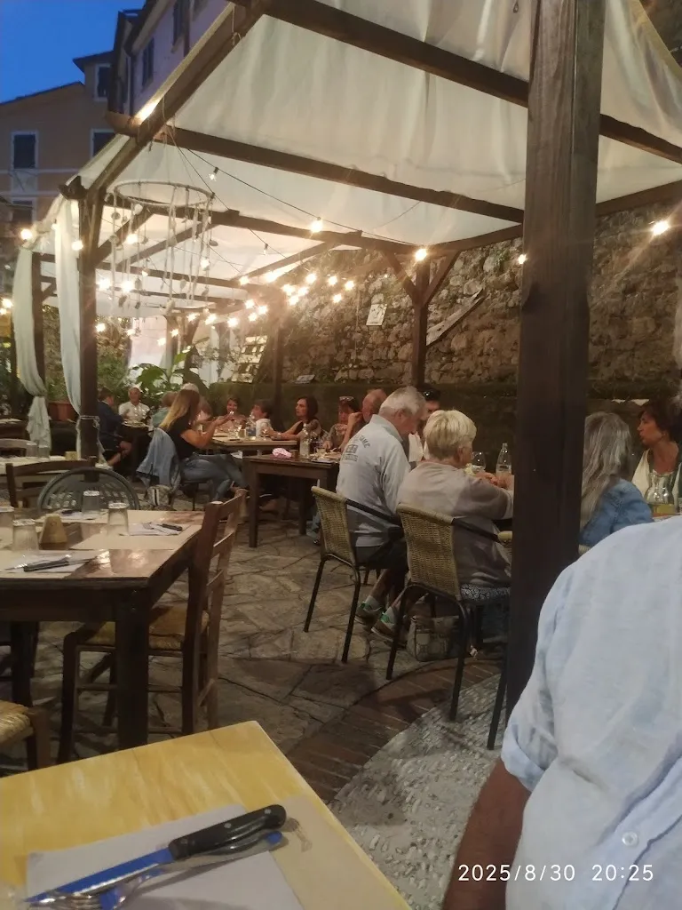 Locanda Ameglia Alta_Ameglia_slider_image_3