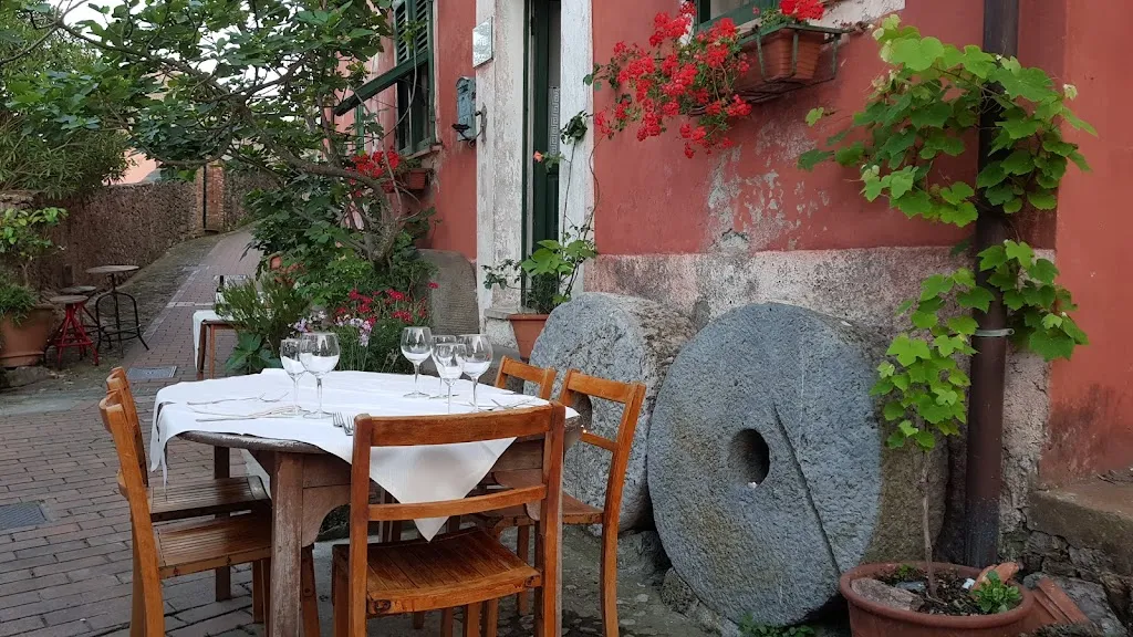 Trattoria Dai Pironcelli_Ameglia_slider_image_1