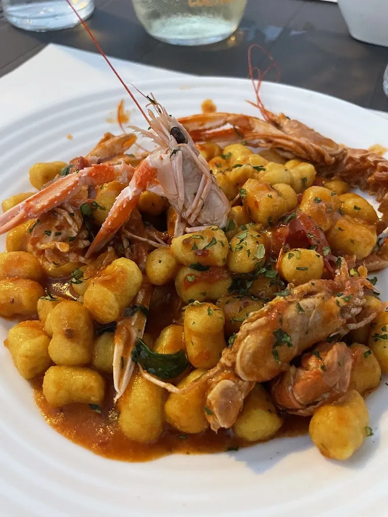 Travis Hull_La Paranza Bocca di Magra_Ameglia_review