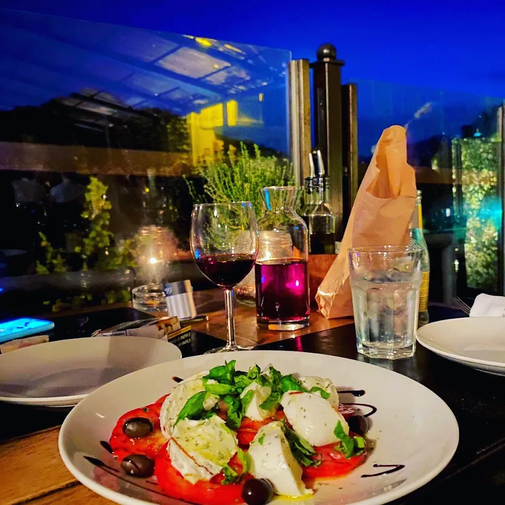 Apricus Osteria & Bar_Apricale_slider_image_2