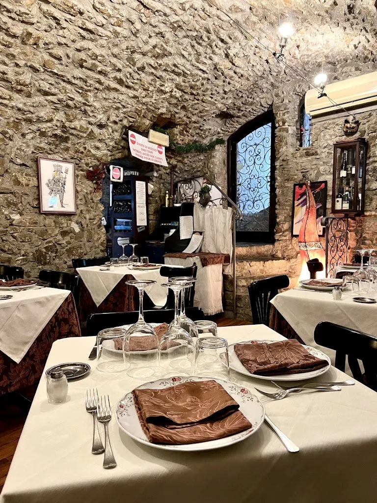 Prague Paul_Da Baci'_Apricale_review