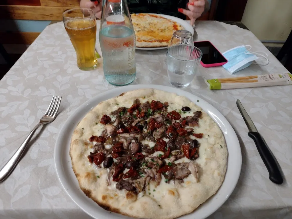 Menu_Mari & Monti Pizzeria Restaurant_Apricale_image_7