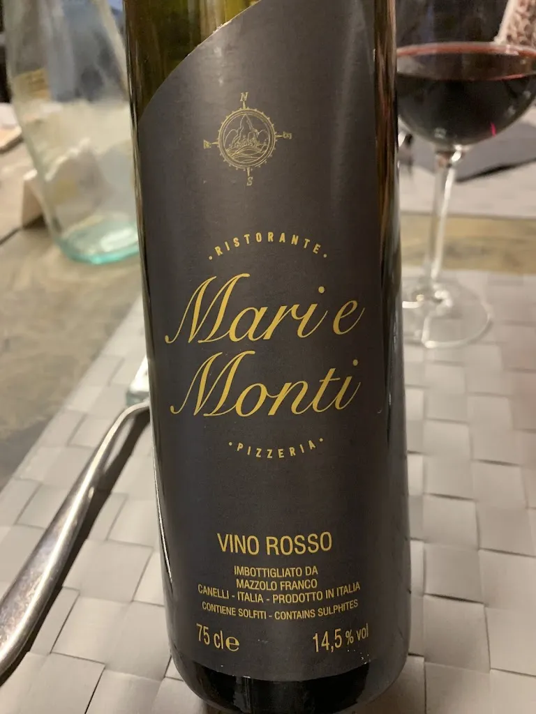 Ekly Skift_Mari & Monti Pizzeria Restaurant_Apricale_review