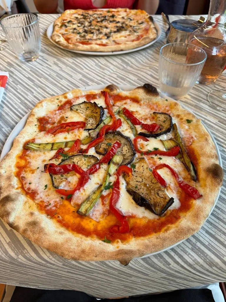 Katharina_Mari & Monti Pizzeria Restaurant_Apricale_review
