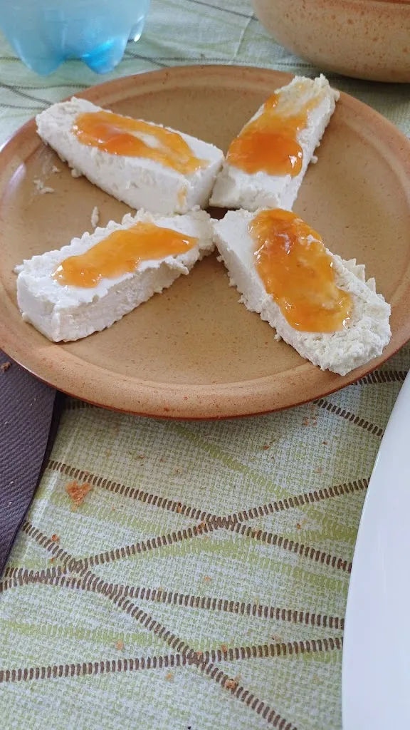 luca frola_Agriturismo Lo Couis_Gignod_review