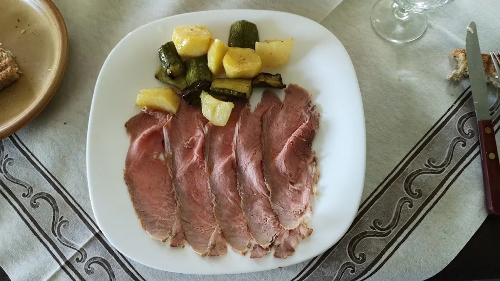 Agriturismo Lo Couis restaurant in Gignod