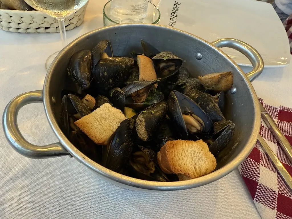 Trattoria Partenope_Alassio_slider_image_3