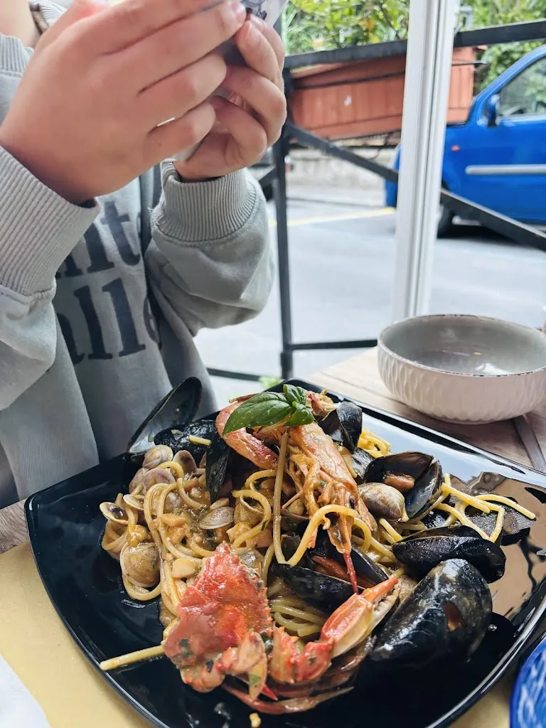 Elena Cruceru_Bar Trattoria Ristorante Lunaserena_Alassio_review