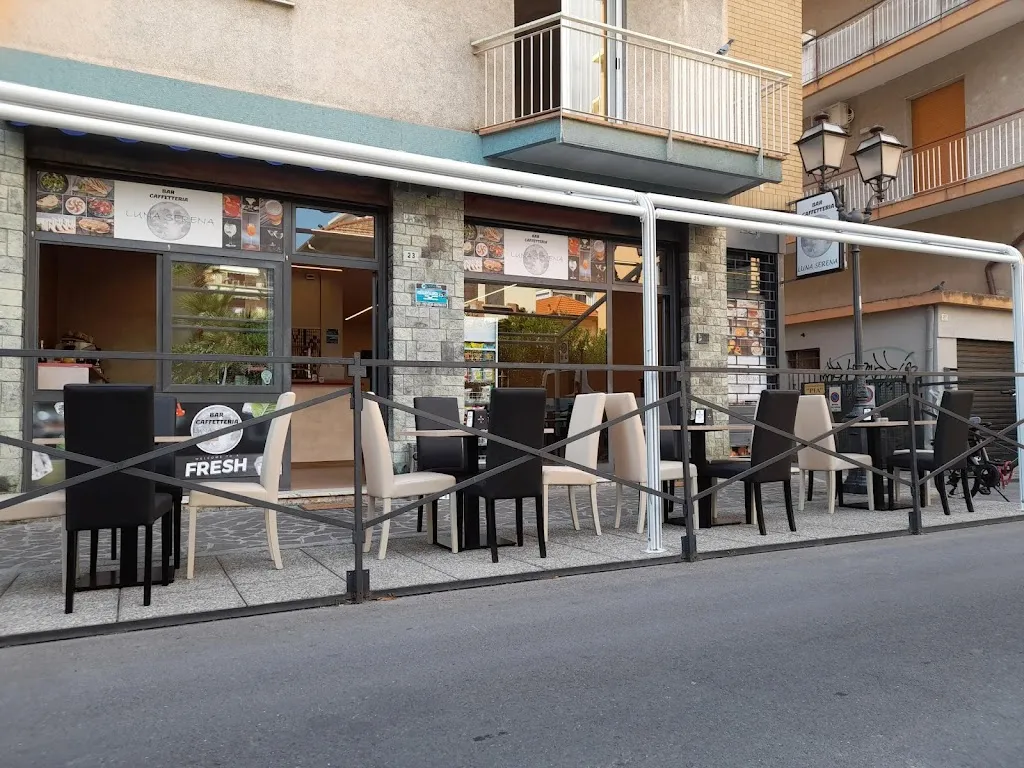 Bar Trattoria Ristorante Lunaserena restaurant in Alassio