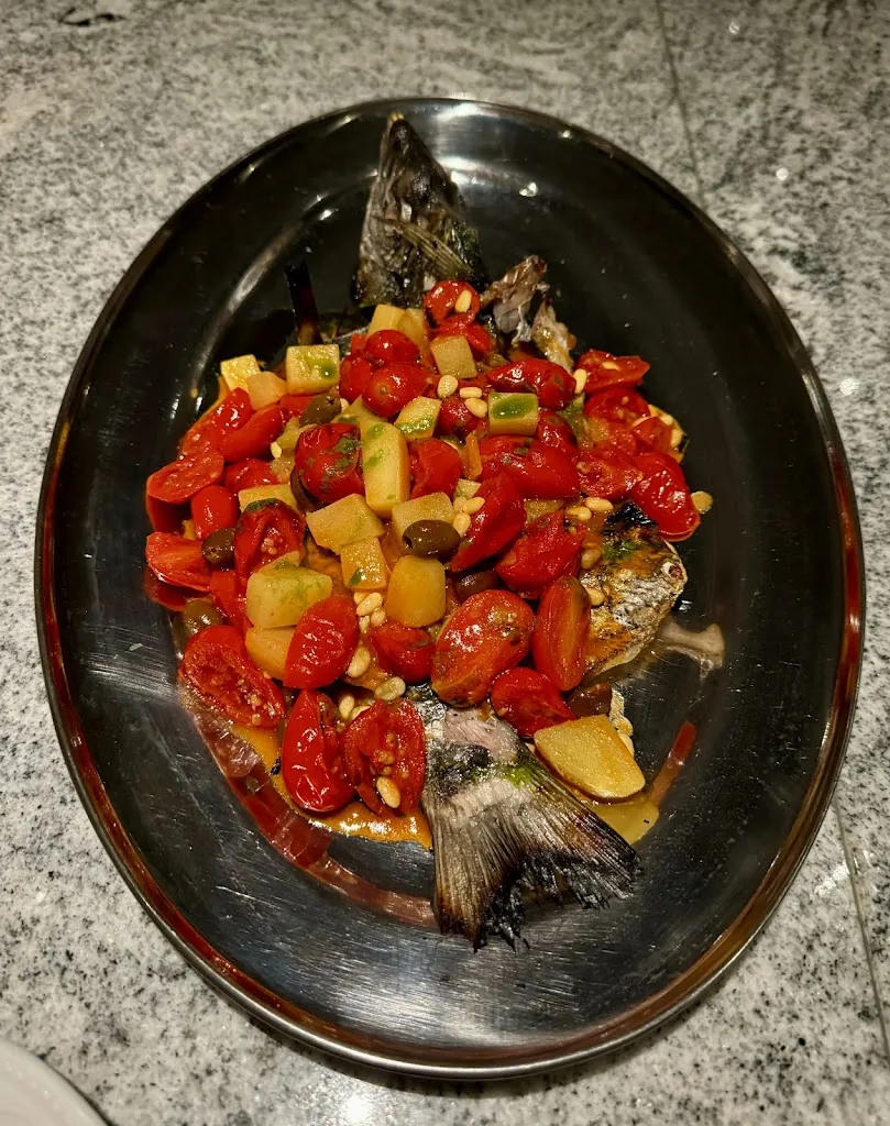 Linda Brosig_Ral 3000 - Cucina di fuoco_Alassio_review