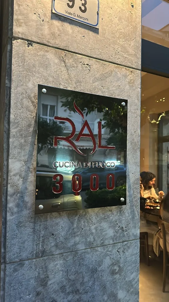 andrea binaghi_Ral 3000 - Cucina di fuoco_Alassio_review