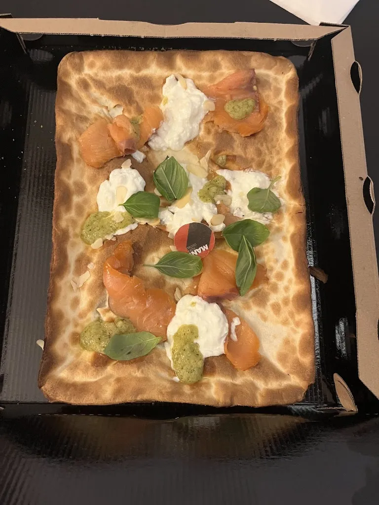 Kelly M._MANI PIZZA & CUCINA ALASSIO_Alassio_review