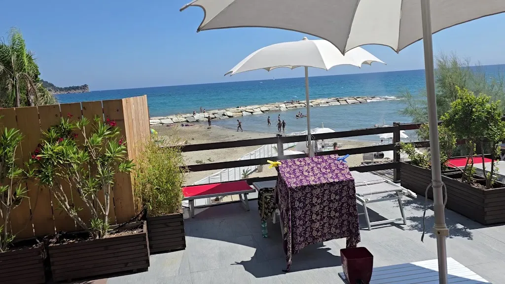 Baba Beach_Alassio_slider_image_2