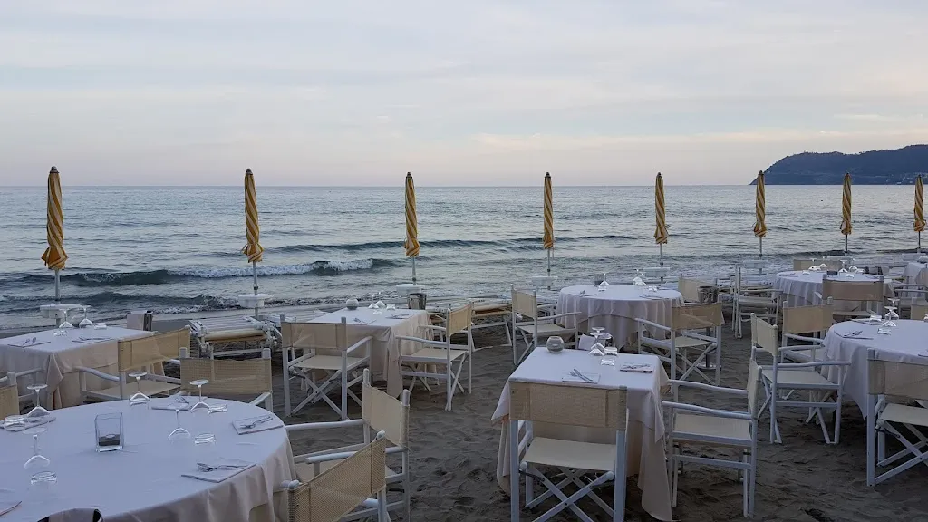 Ristorante Bagni Lino_Alassio_slider_image_3