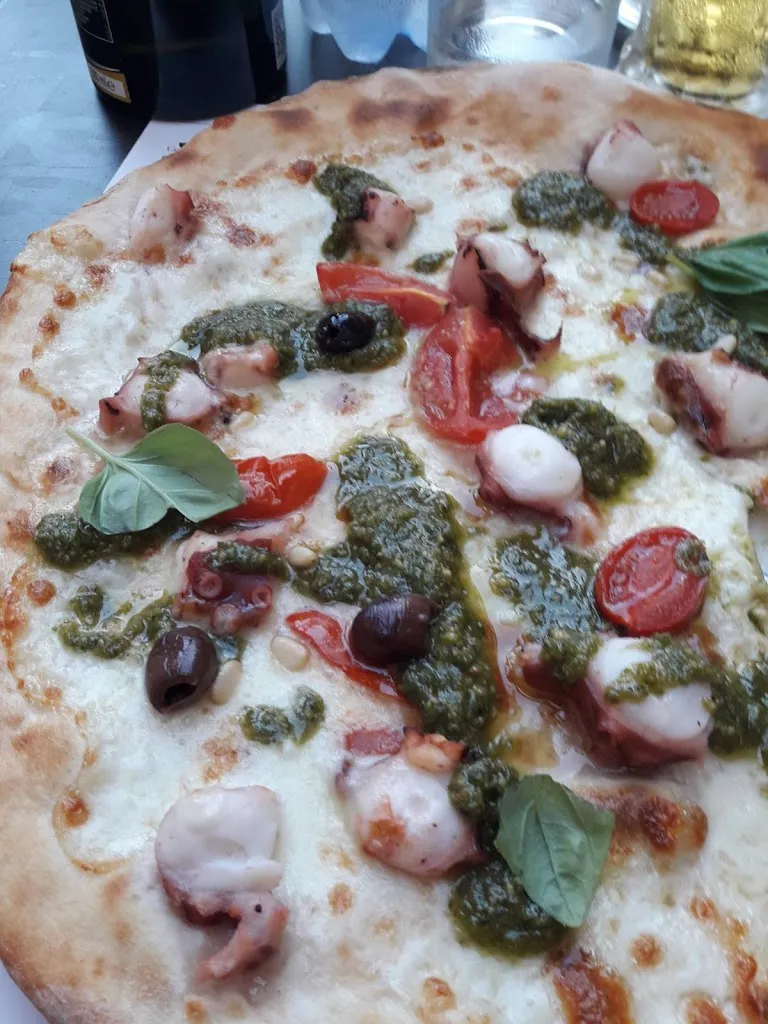 Lukas Hoenderken_La Lanterna_Alassio_recensione