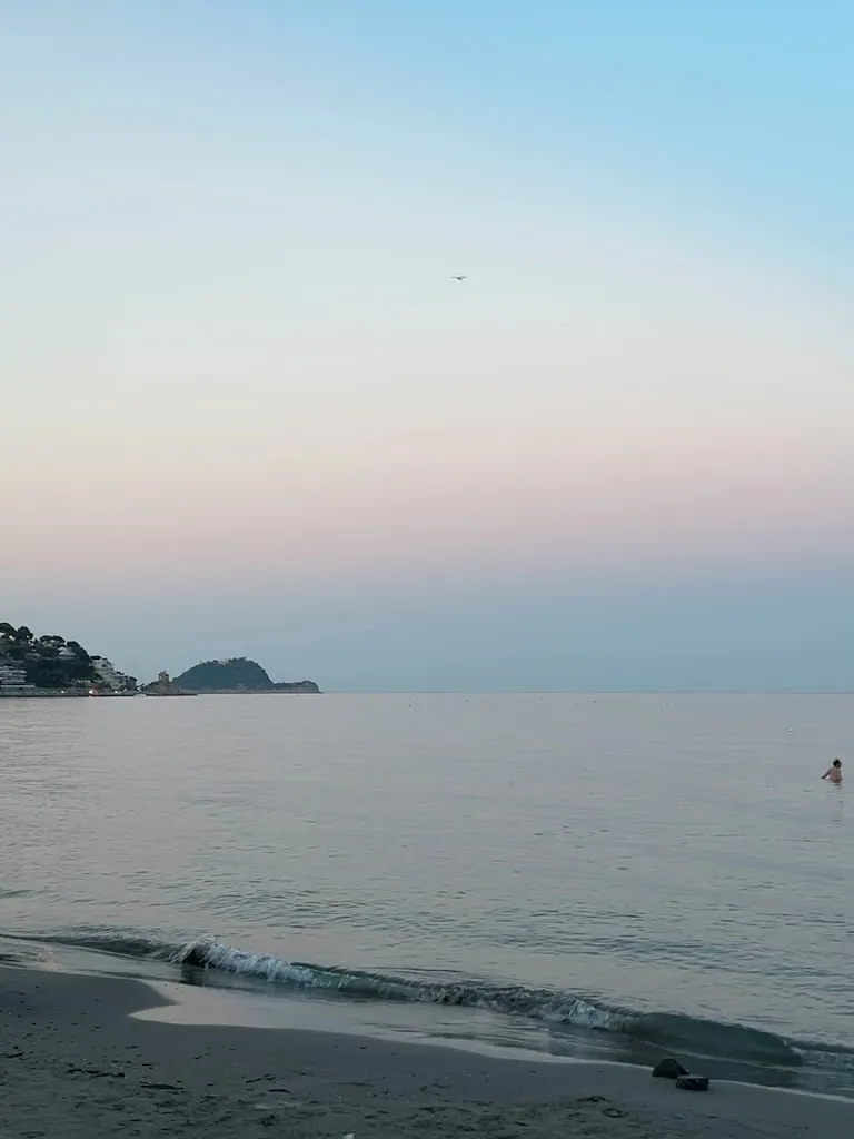 Adelaide Ferrato_La Lanterna_Alassio_recensione