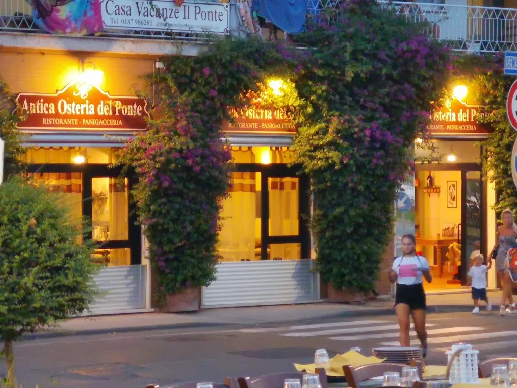 Antica Osteria Del Ponte restaurant in Arcola