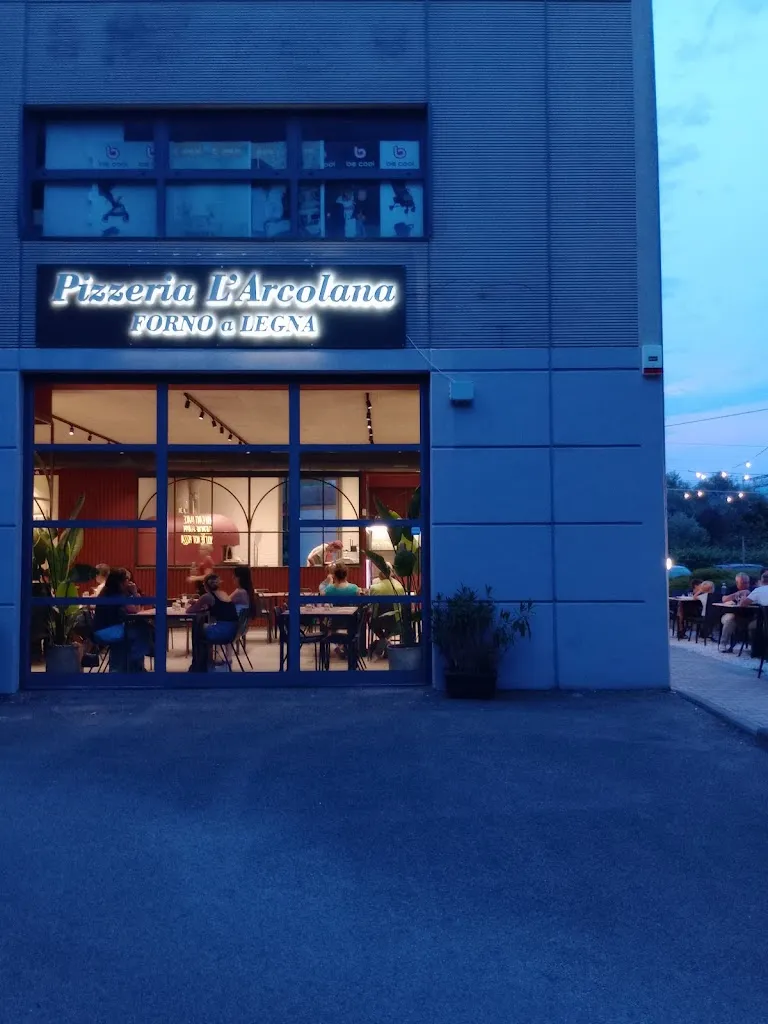 Pizzeria L’Arcolana_Arcola_slider_image_1