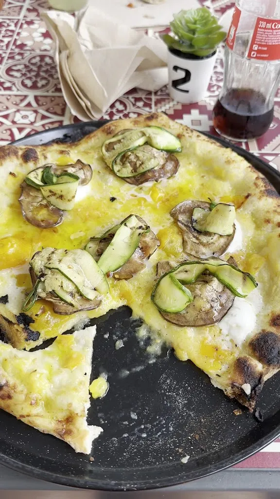 Pizzeria L’Arcolana_Arcola_slider_image_2