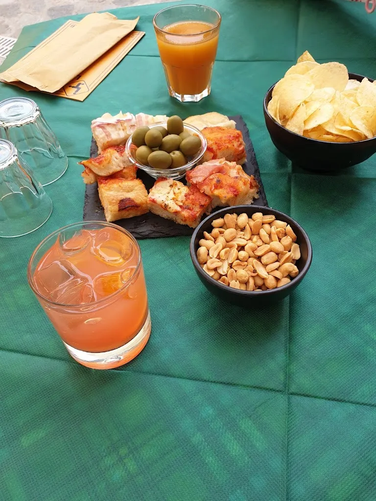 Hannes Veen_Bar Lago Tana “dalla Pola”_Arenzano_review