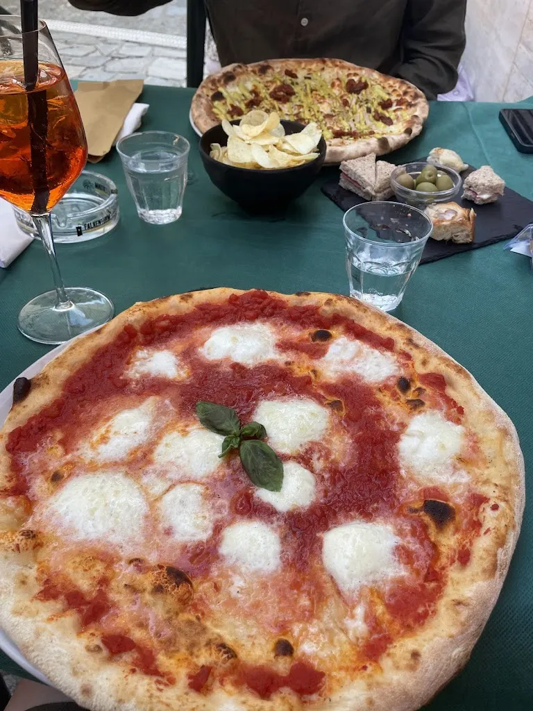 Bar Lago Tana “dalla Pola”_Arenzano_slider_image_3