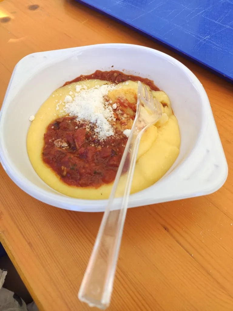 Palafungo restaurant in Bardineto