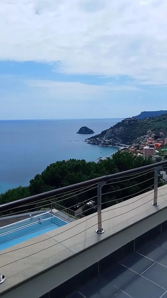 Dominio Ristorante, Cafè e Residence_Bergeggi_slider_image_2