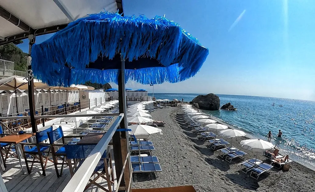 Nuova Caletta Beach_Bergeggi_slider_image_3