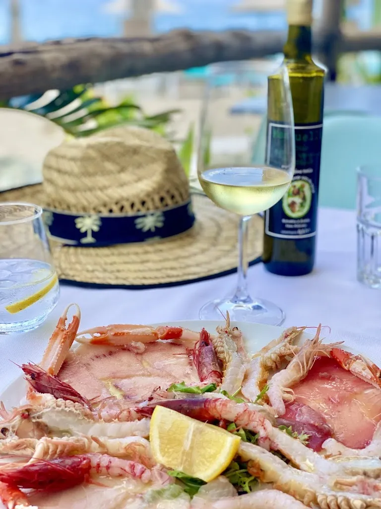 Samoa Beach & Restaurant_Bergeggi_slider_image_3