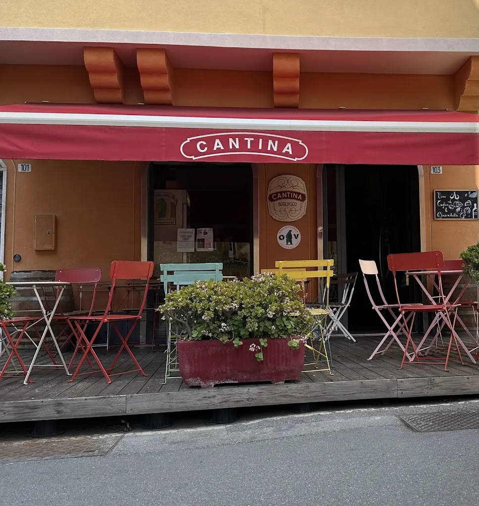 Cantina restaurant in Bogliasco