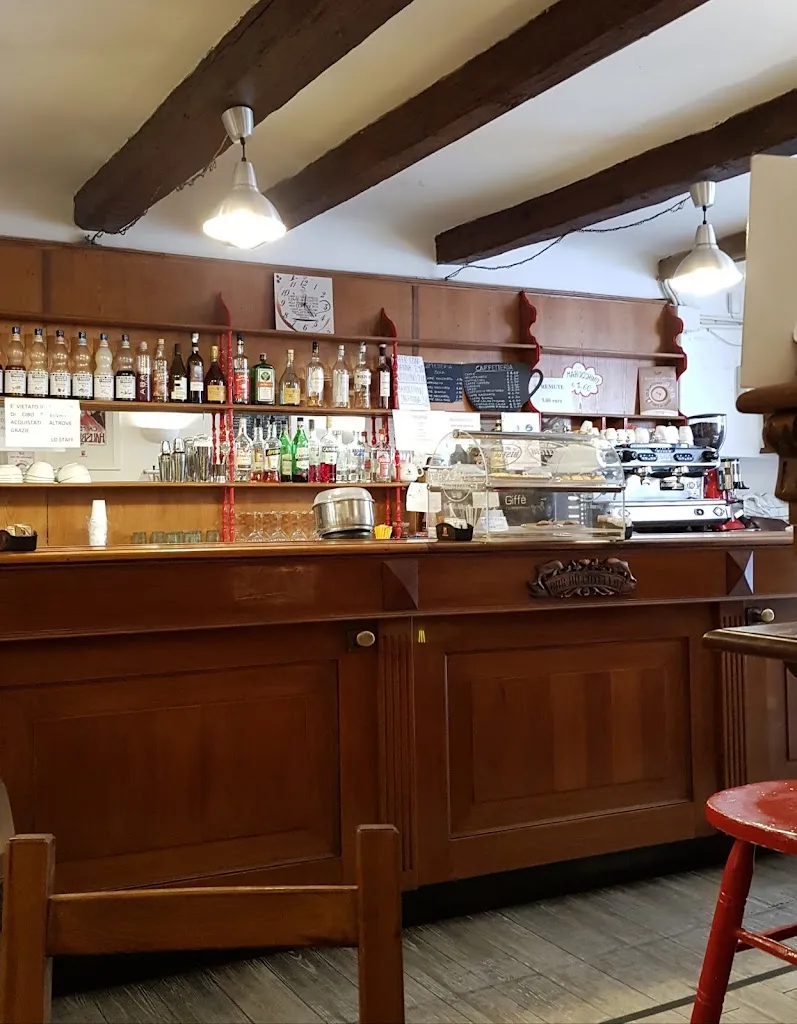 Mauro Ghiglione_Caffetteria e kebab della piazza_Bogliasco_review