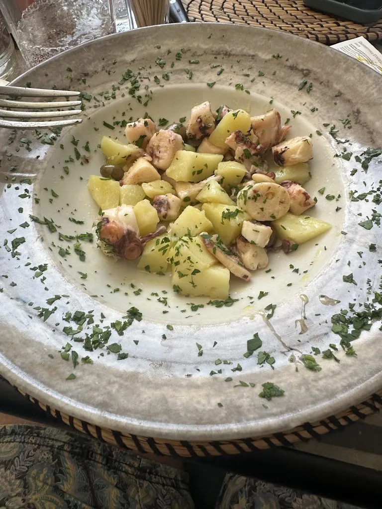 Ruahan Varkevisser_Ca' Lilli - Non solo Paella_Boissano_recensione