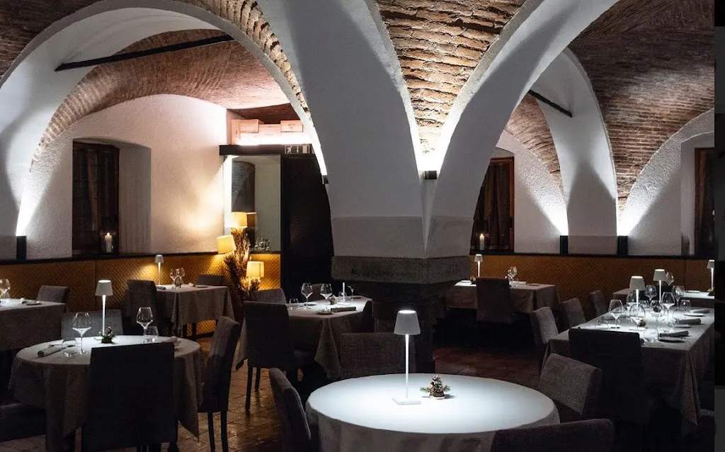 RESTAURANT PIERRE ALEXIS 1877_Courmayeur_slider_image_1