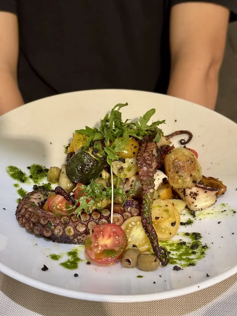 Iain Berry_Restaurant Anita_Bolano_review