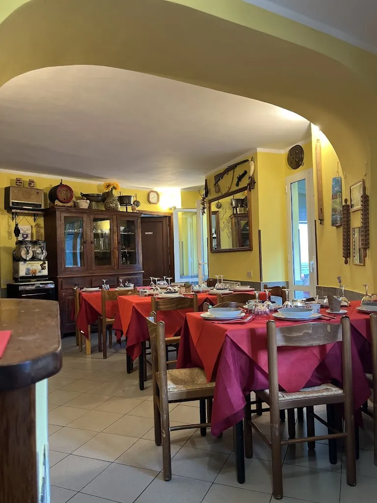 Antiga Ustaia Zita_Bonassola_slider_image_1