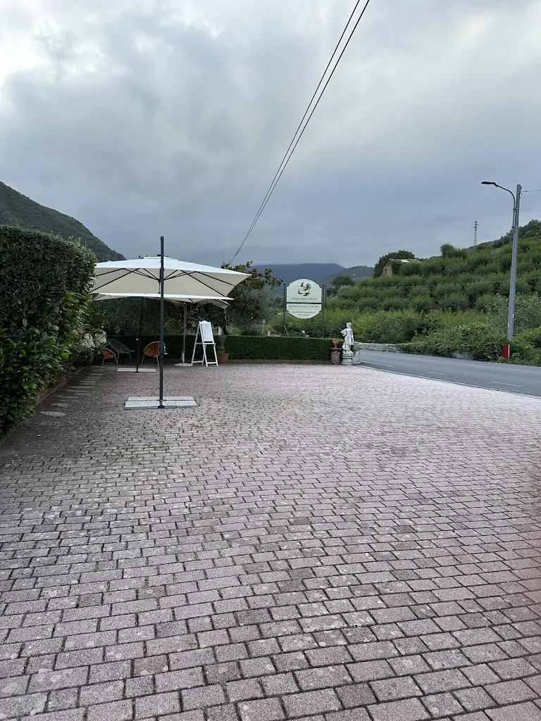 Karlan Stephenson_Ristorante Il Gallo della Checca_Borghetto d'Arroscia_review