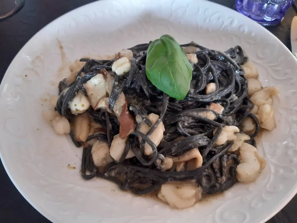 Miriam Badino_Antica Società 1893_Borgio_review