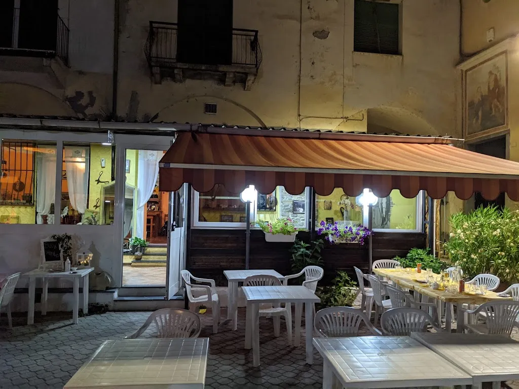 Ristorante Le Logge restaurant in Borgomaro